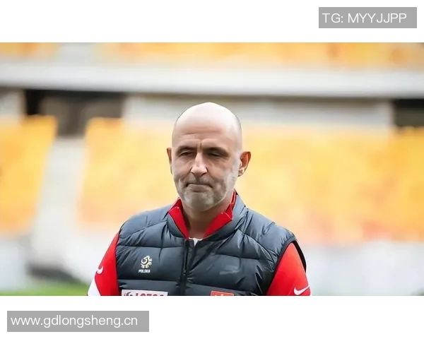 国足选帅进展显著两位欧洲教练候选人将于下月中旬确定最终人选