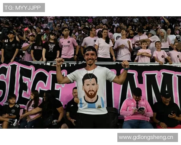 贝克汉姆社交媒体祝贺迈阿密夺东部冠军期待总决赛精彩对决