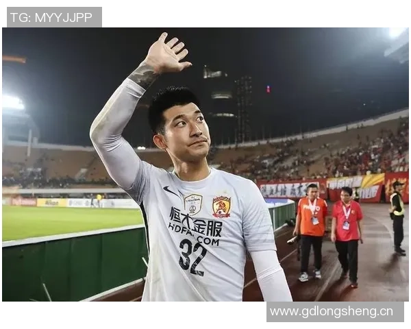 辽宁铁人感恩成都蓉城期待共同见证中国足球崛起的辉煌时刻